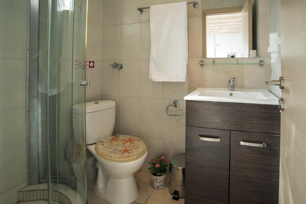 Studios Niki Lákka Værelse billede